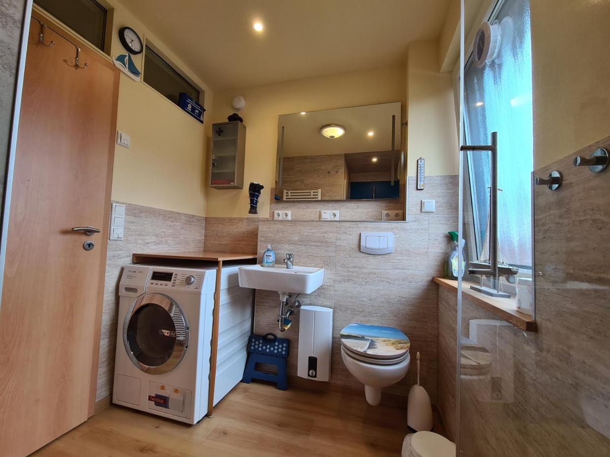 Ferienwohnung Leuchtturm Am Sandstrand Norden Ngoại thất bức ảnh